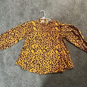 NWOT- Lularoe Clara Blouse